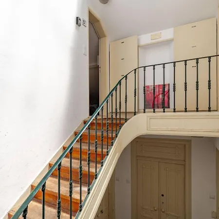 Cosy Loft In The The Heart Of The City! Daire Lisboa